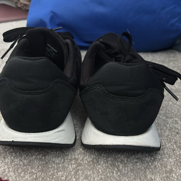 Zara Black Sneakers with Suede Finish and White Sole - Picture 11 of 12